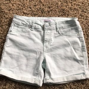 Size 4 d.jeans shorts mint green